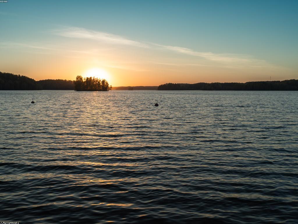 ទេសភាពបាញ់និងការលេងស្ទុះ